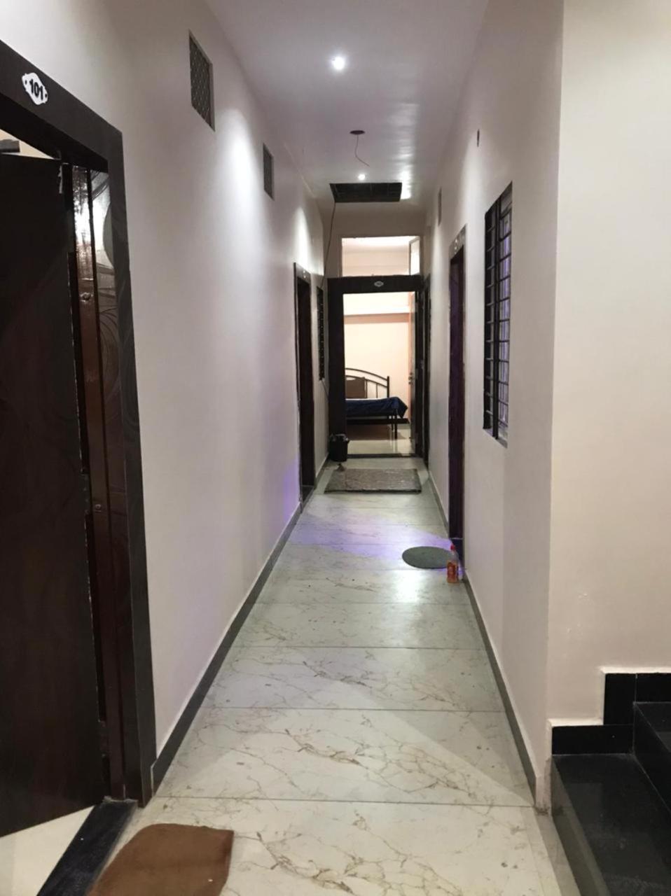 Shivlok Guest House Ujaim Exterior foto