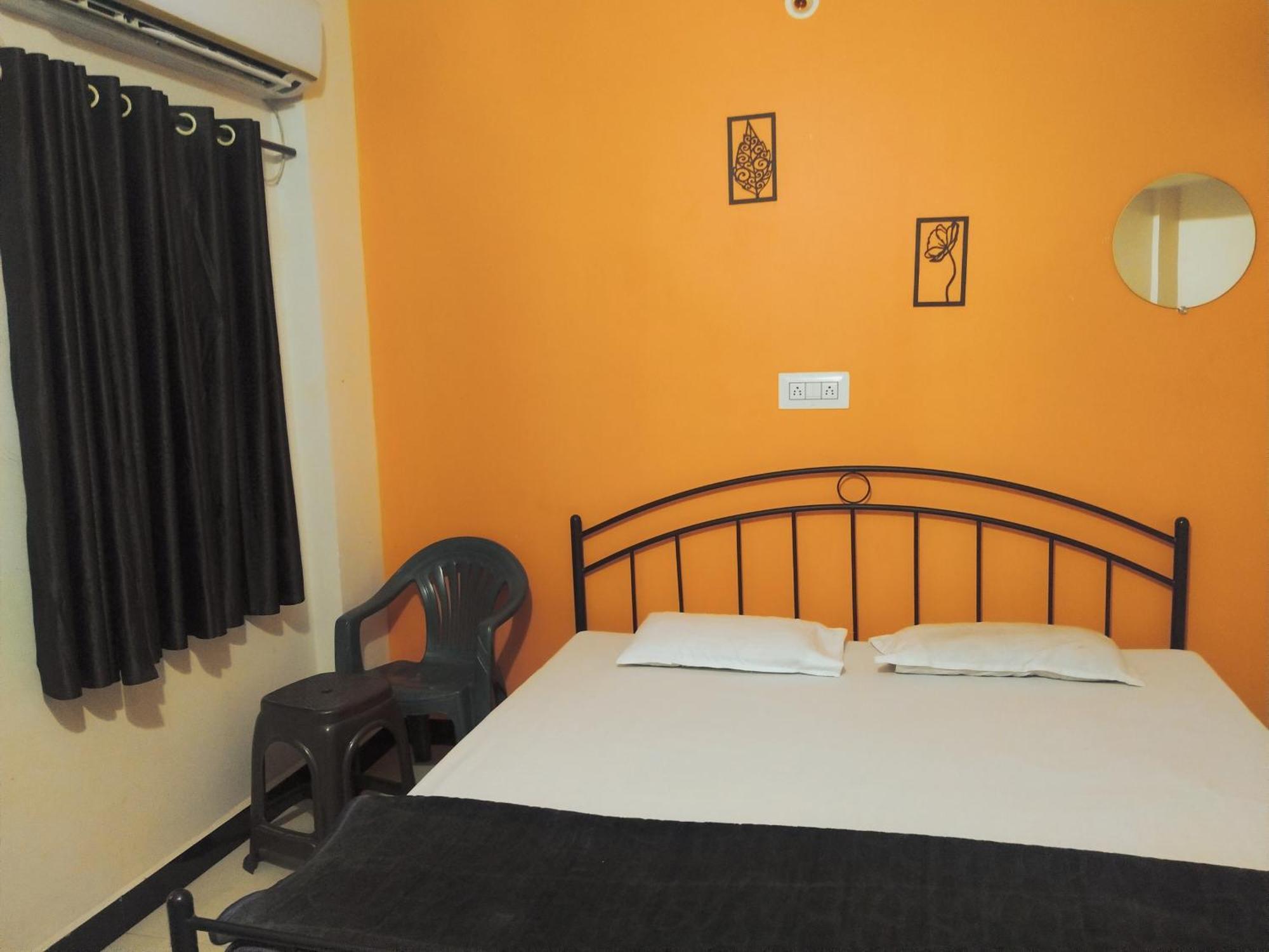 Shivlok Guest House Ujaim Exterior foto